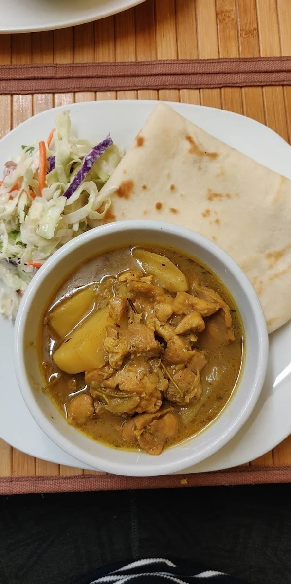 Curry Chicken with Roti and Coleslaw