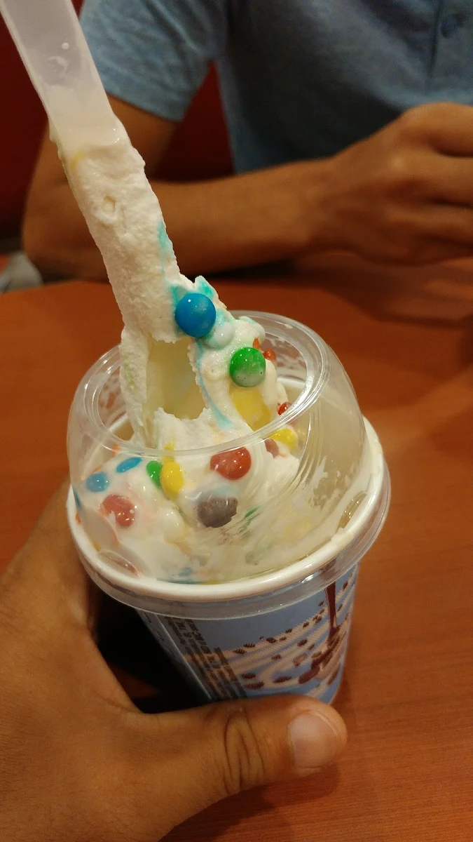 Smarties Mcflurry 390 0 Cals