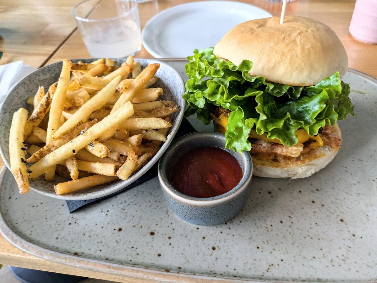 Frankie Cheese Burger