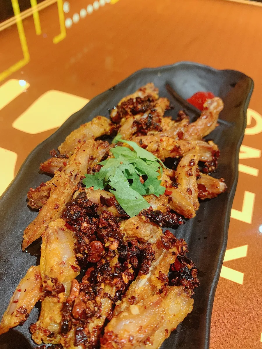 Highlights, Leng Keng Bar & Lounge