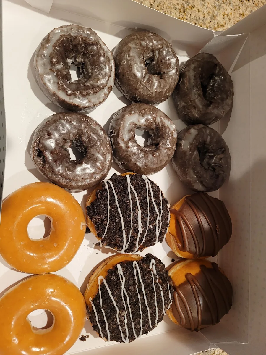 Original Glazed Dozen, Krispy Kreme