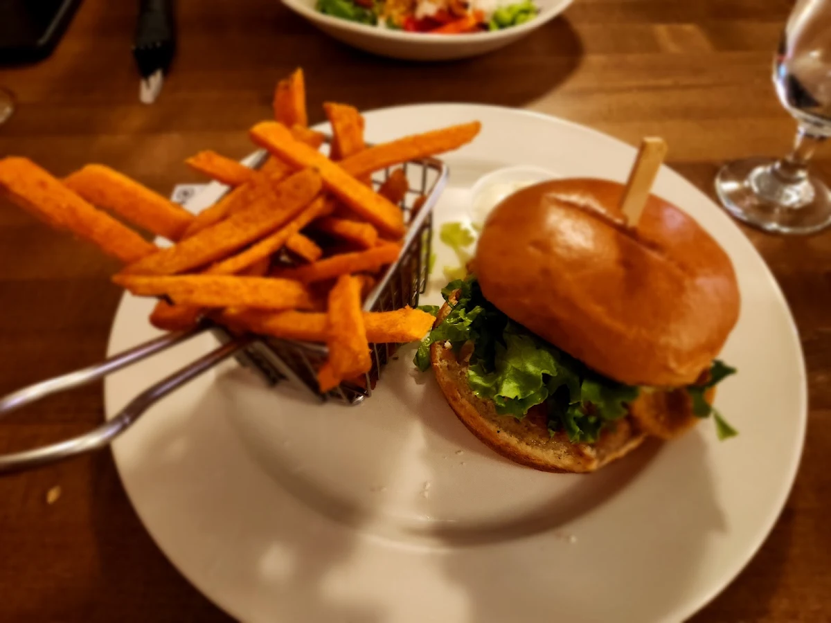 Honey Crunch Chicken Burger