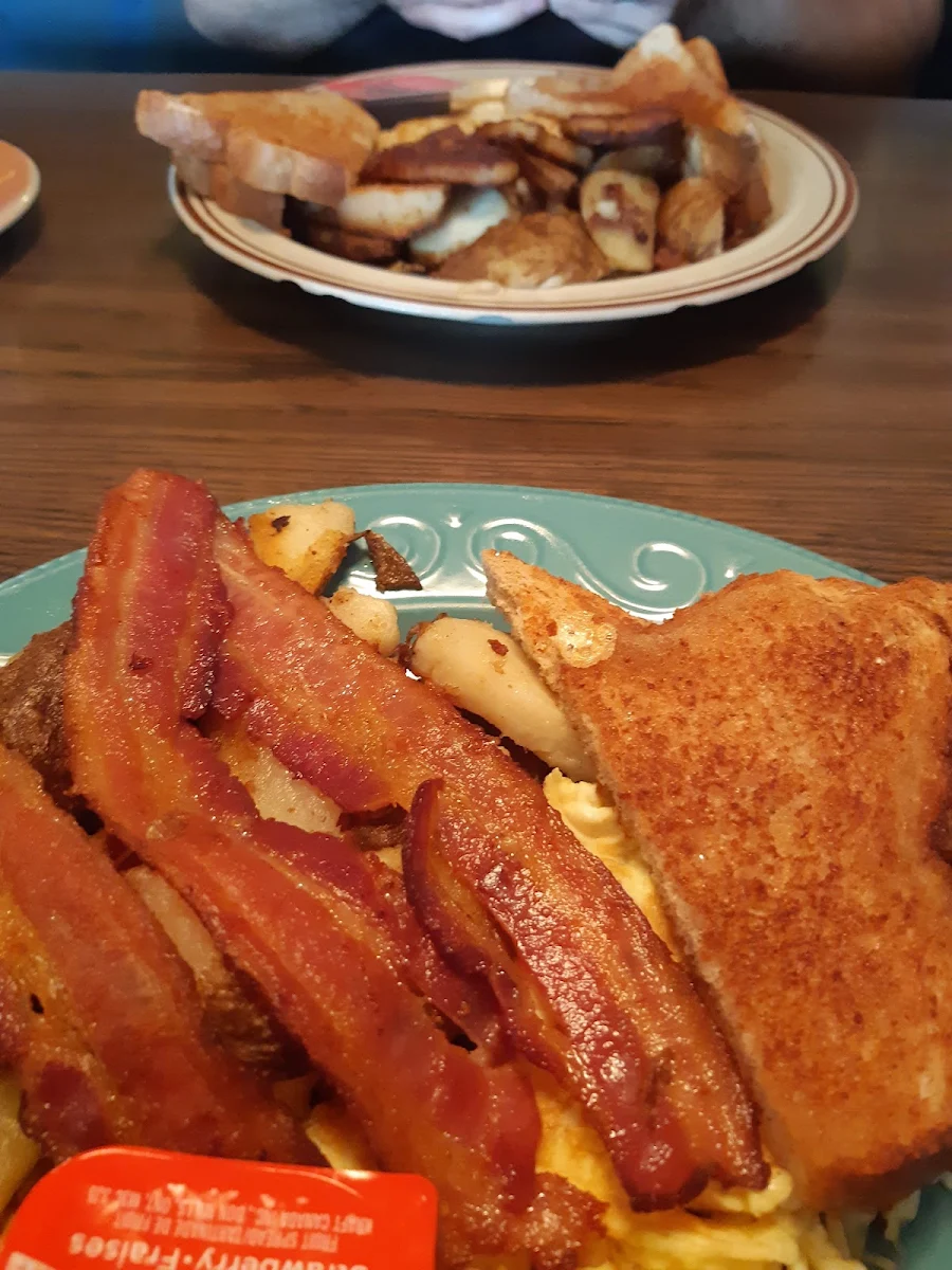 Bons Breakfast