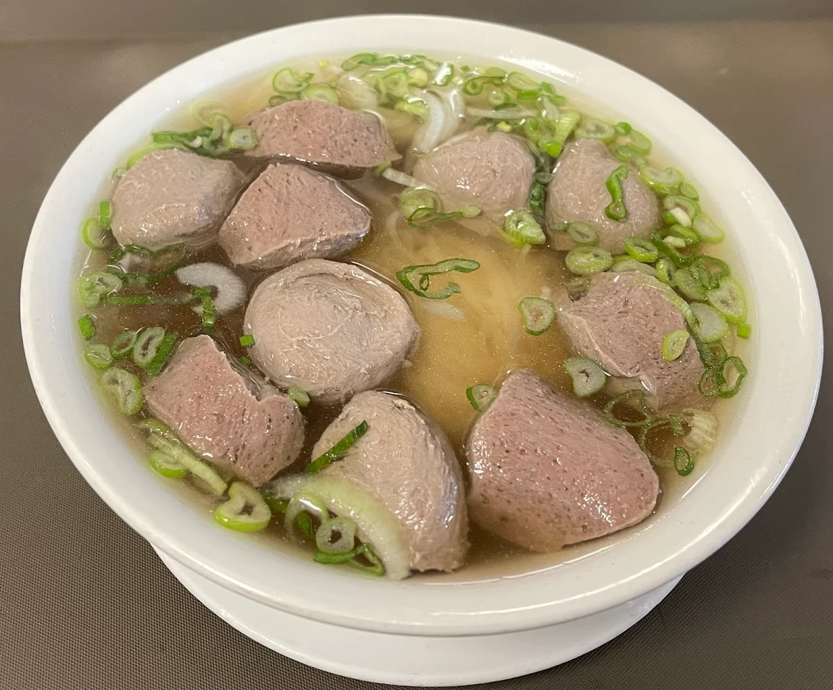 Brisket & Beef Meat Ball with Rice Noodle Soup