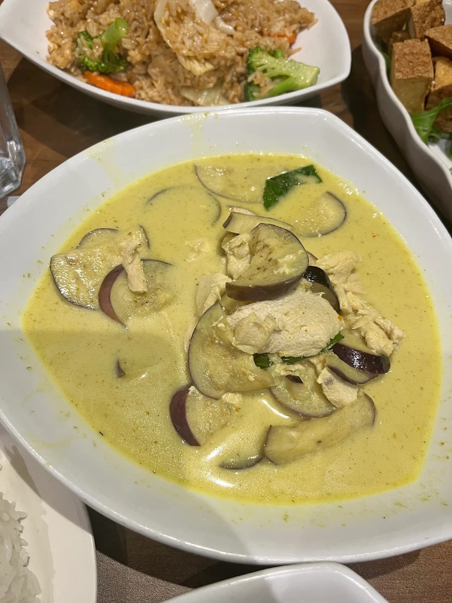 Green Curry Chicken