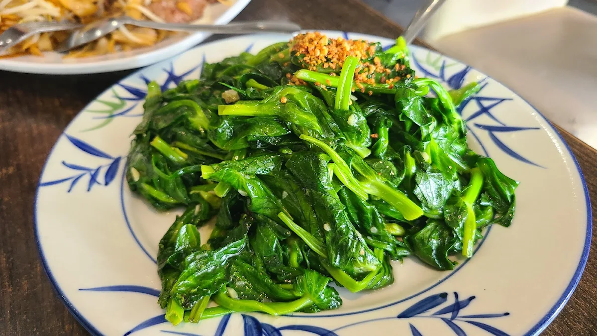 Boiled Vegetable Chinese Broccoli or Lettuces or Choy Sum 油菜芥蘭 西生菜 菜芯