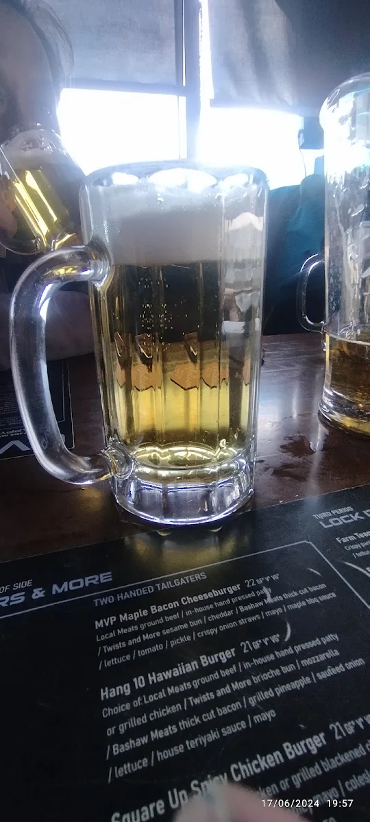 Highlights, Overtime Taphouse