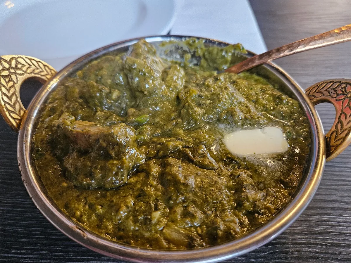 Chicken Saag Non-Veg