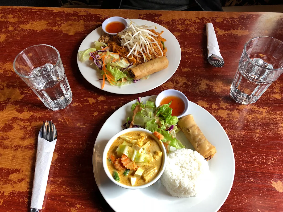 Pad Thai & Red Curry Chicken