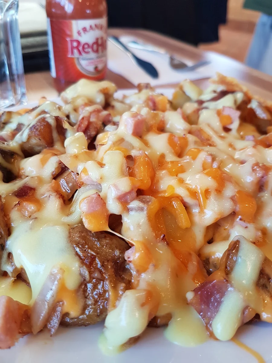 Meat Lovers Poutine, Sunset Grill