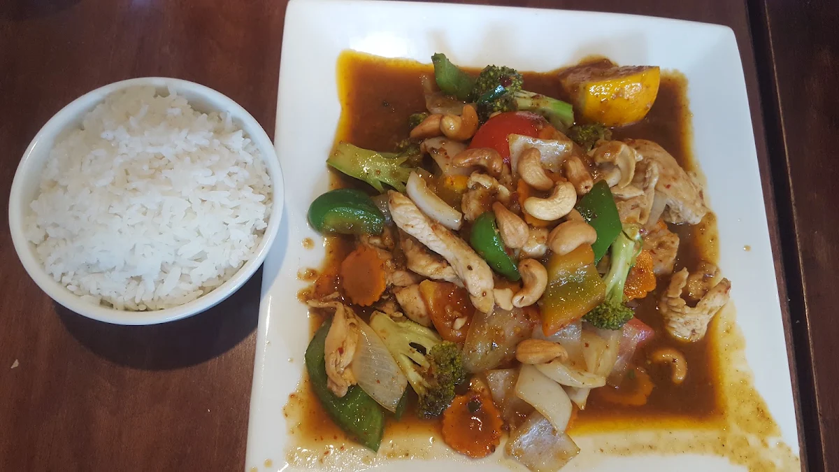 Chicken Cashew