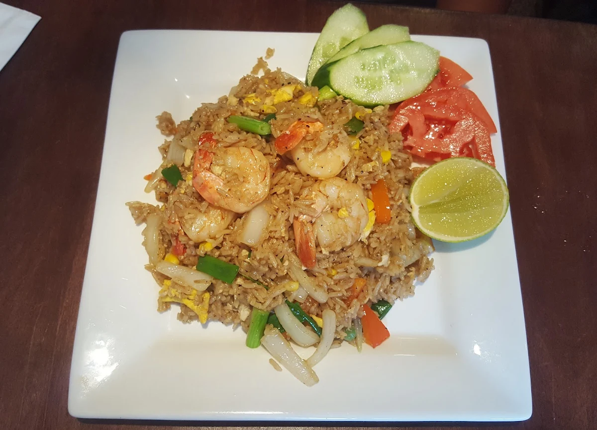Thai Fried Rice Topped