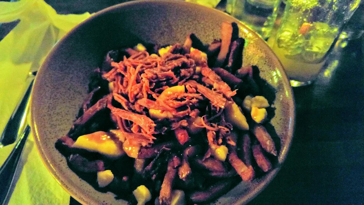 Poutine Le Trèfle Extra Jambon Effiloché