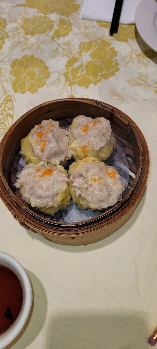 Steamed Pork Shao Mai with Fish Roe
