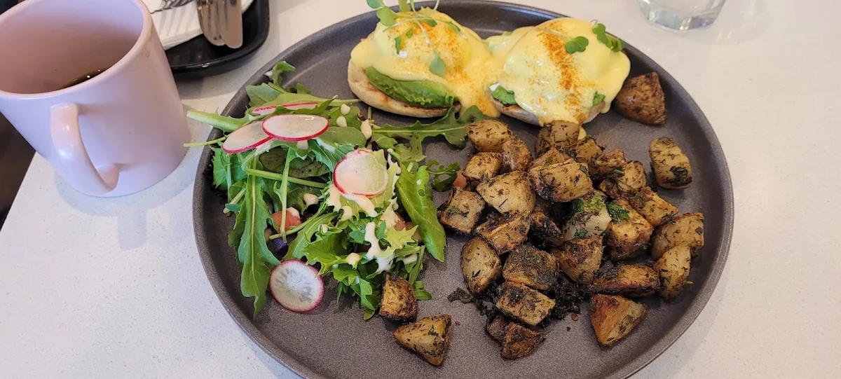 Eggs Benedict Smoked Salmon