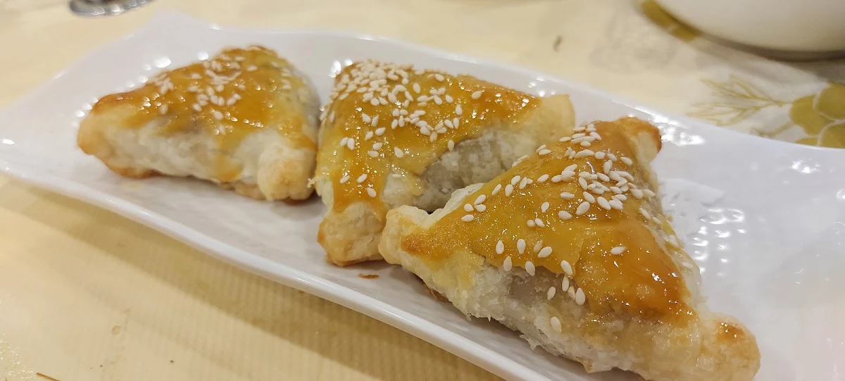Baked BBQ Pork with Ginger Pastry