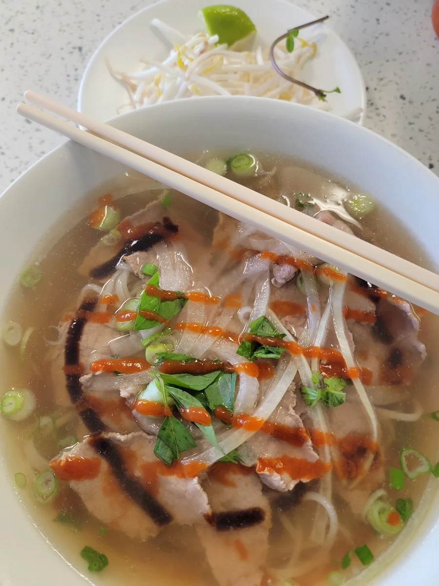 P2 Rare Beef Pho