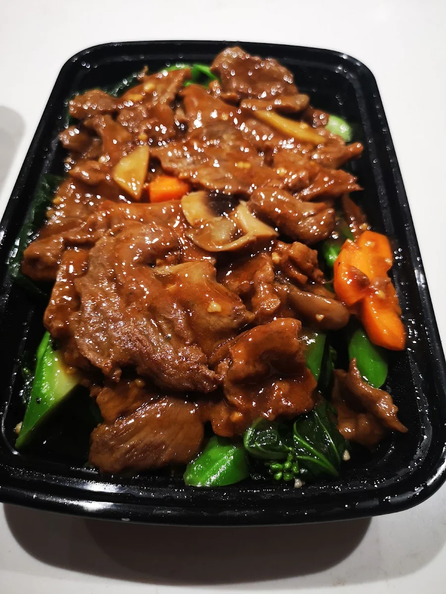 Beef with Chinese Broccoli
