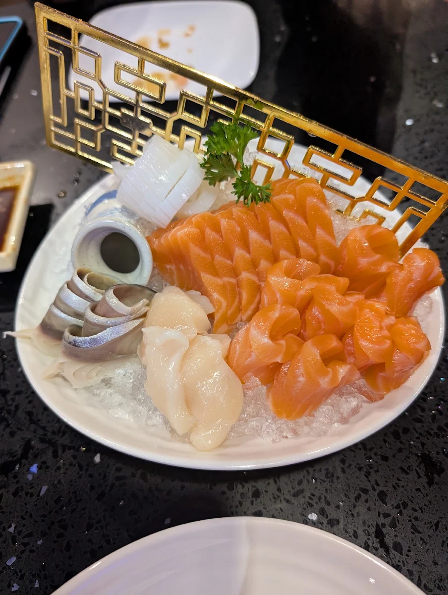 Salmon Sashimi 4pcs