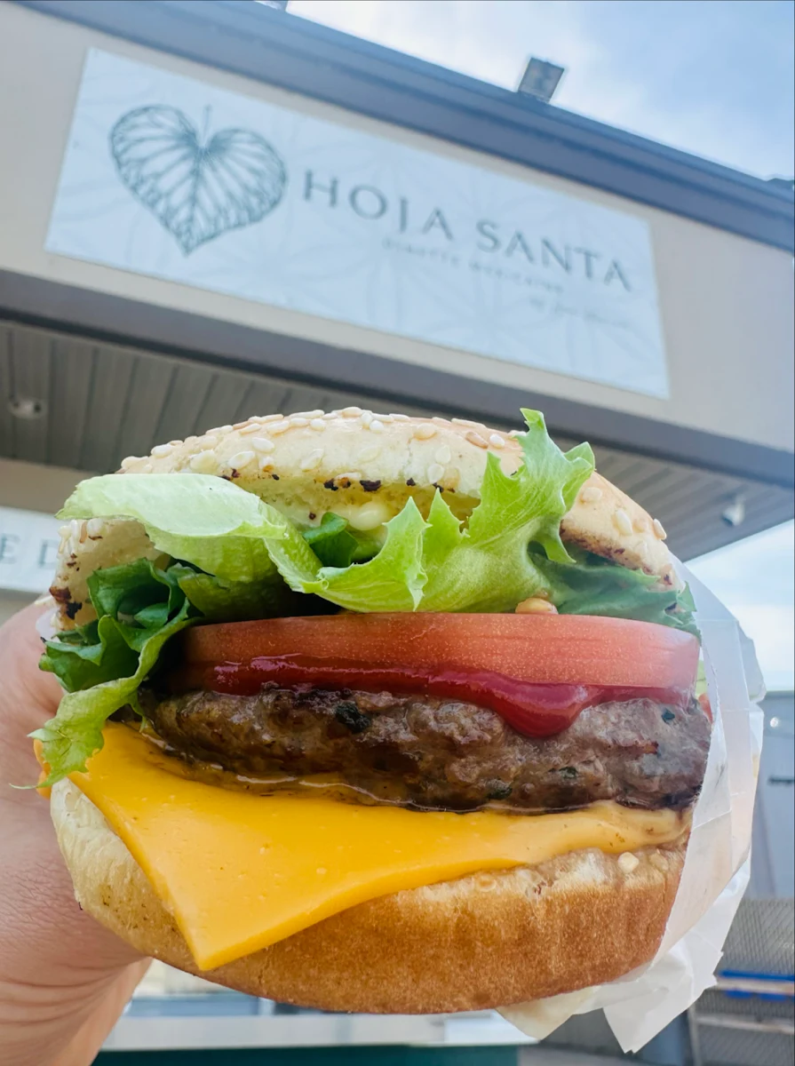 Highlights, HOJA SANTA- Dinette mexicaine