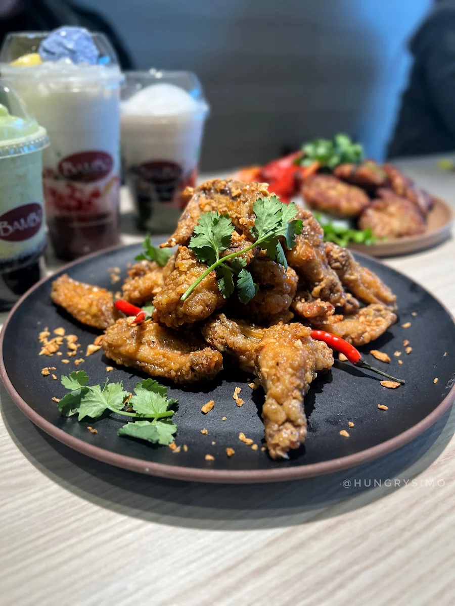 Nước Mắm Garlic Fried Chicken Wings 1lb