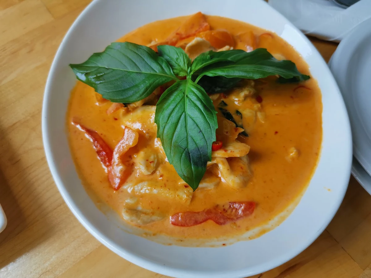 Green Chicken Curry