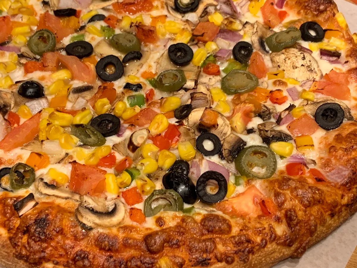 Highlights, Cottage Pizza and Sandwich