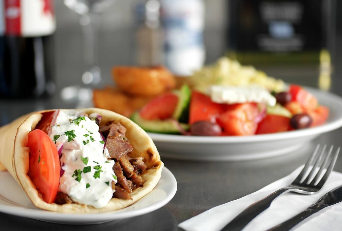 Traditional Gyro, Souvlaki Authentique Lachine | Top Greek Restaurant