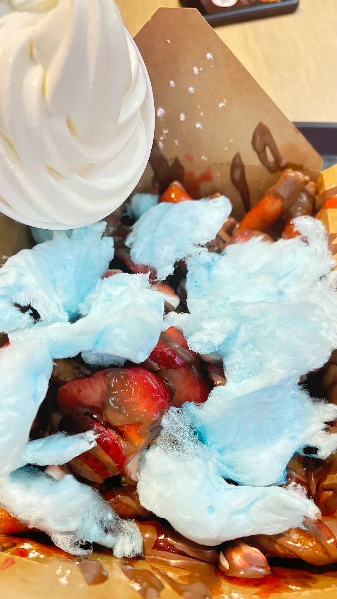 Funnel Cake Fries
