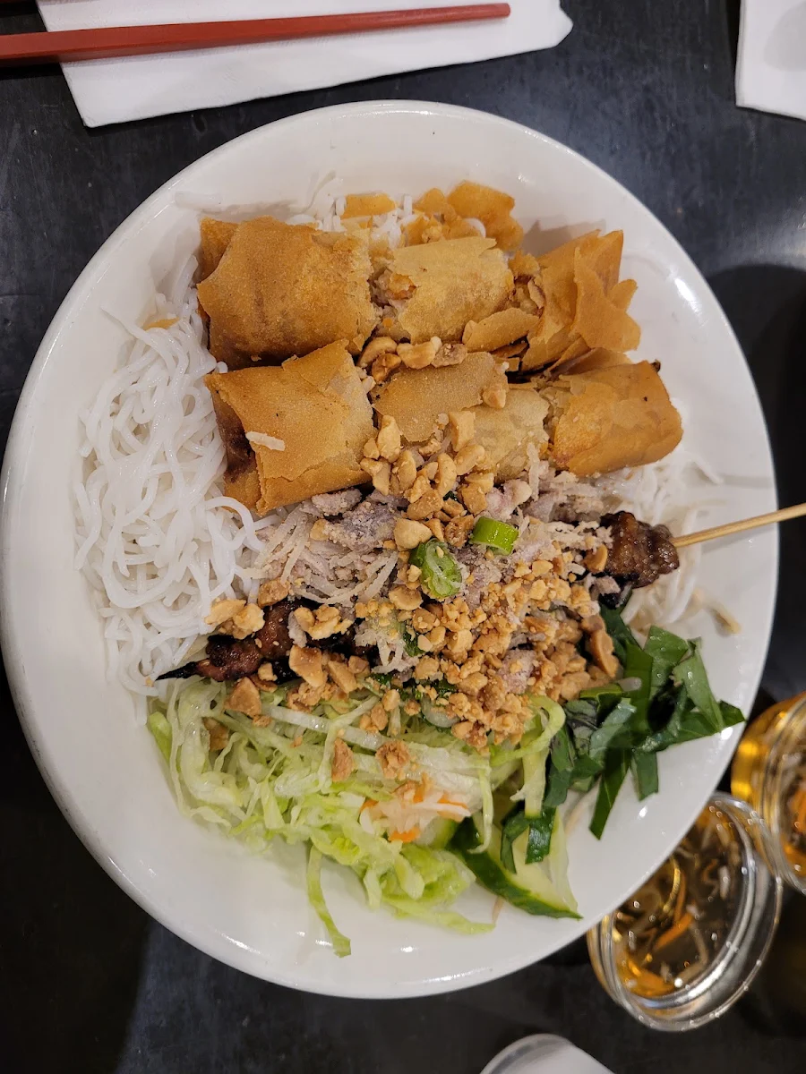 Shredded Pork Bun with Spring Rolls