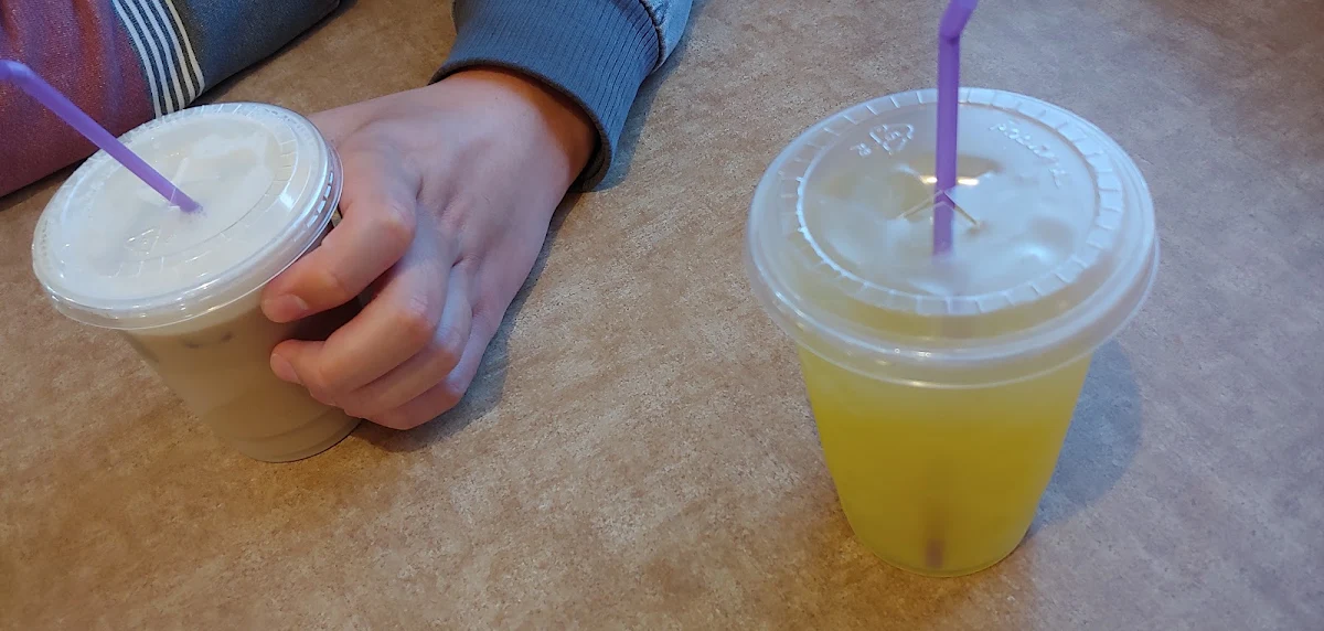 Mango Lemonade 16oz