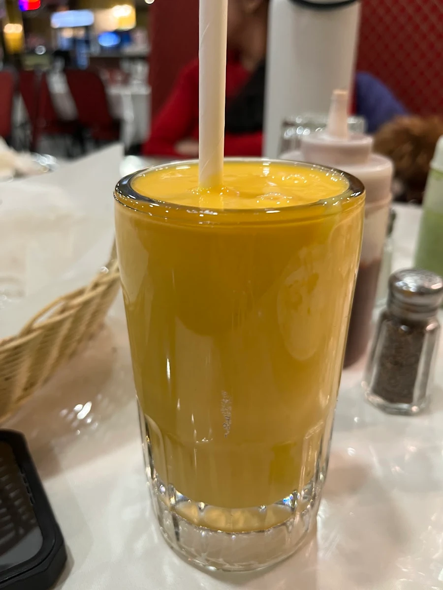 Lait Frappe A la Mangue Mango Shake