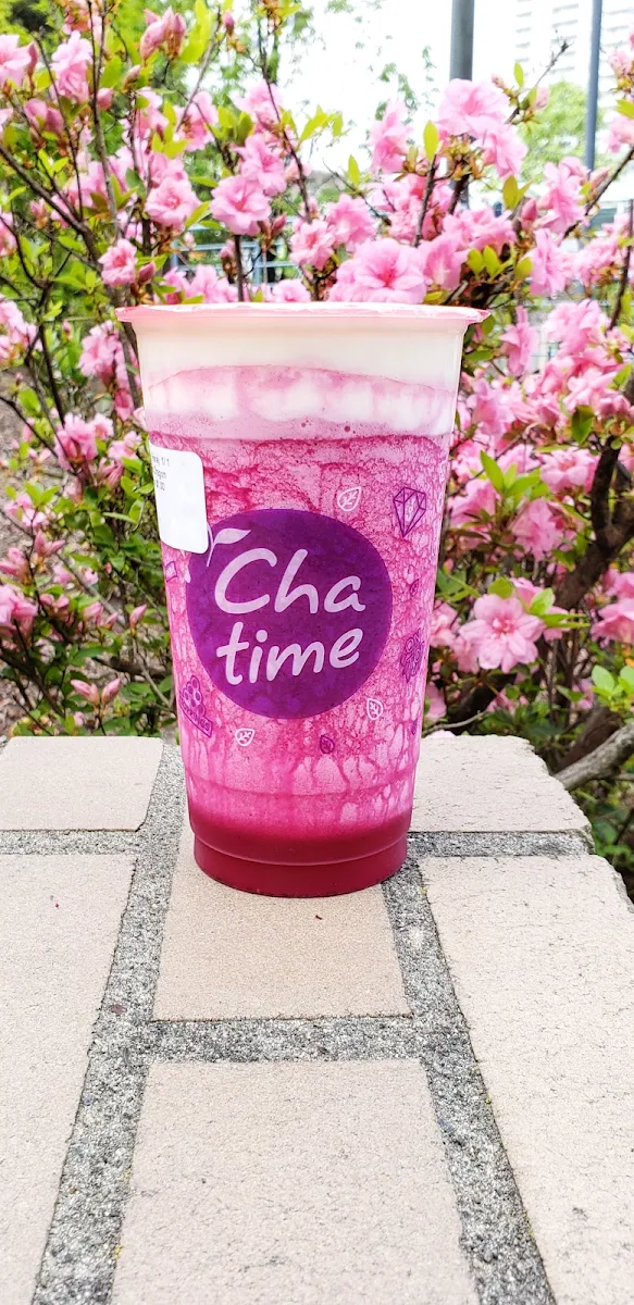 Dragon Fruit Latte