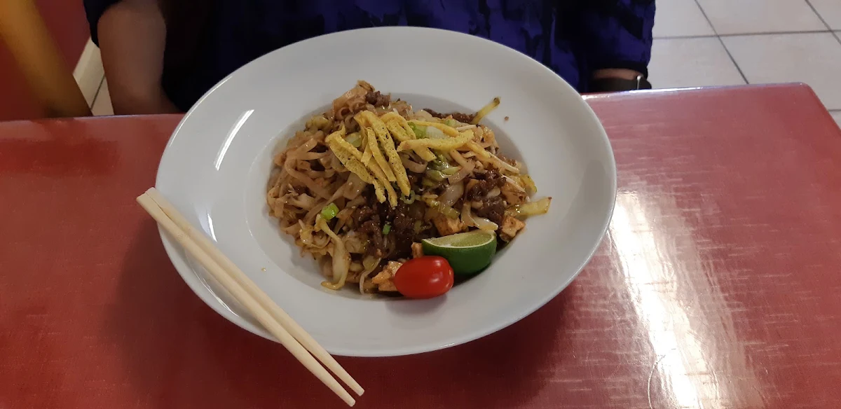 Beef Phad Thai
