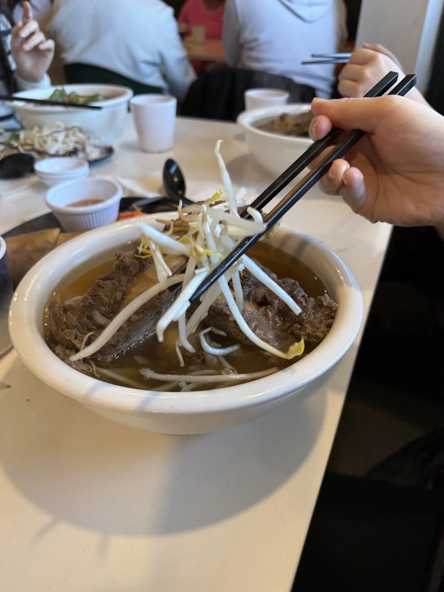 Beef Ribs Backbone Pho Phở Sườn Bò