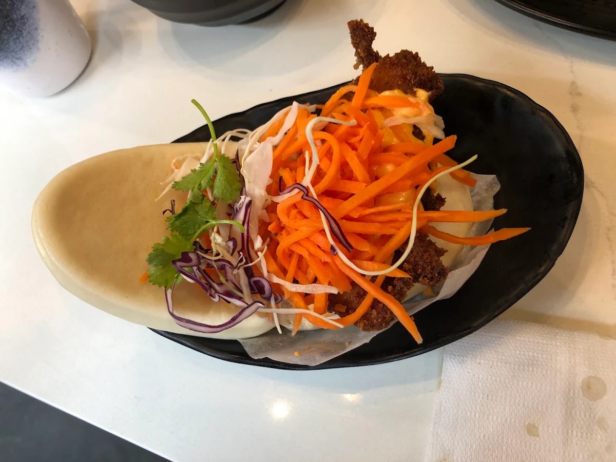 Crispy Chicken Bao