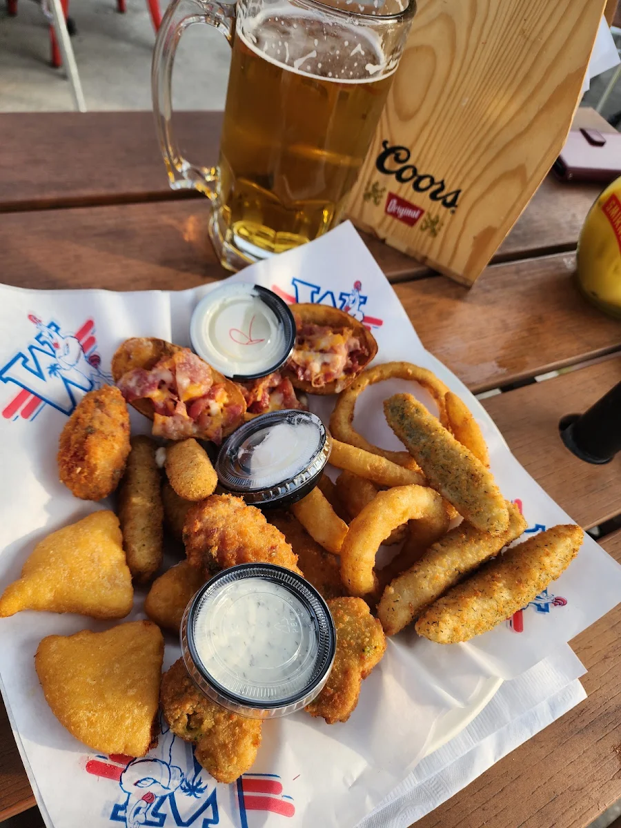 Sampler Plate