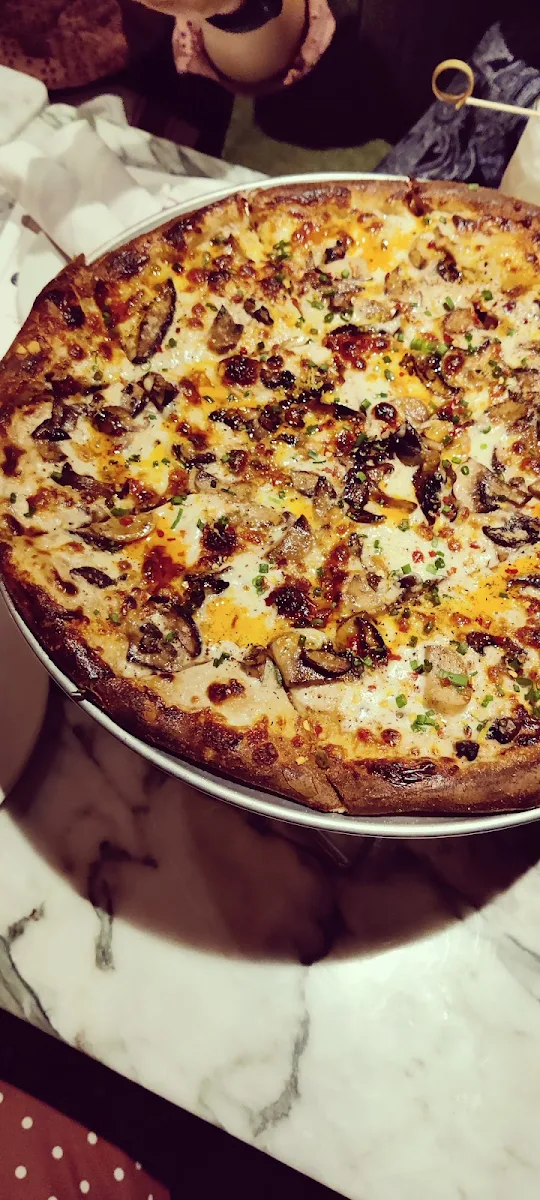 Mushroom Pizza