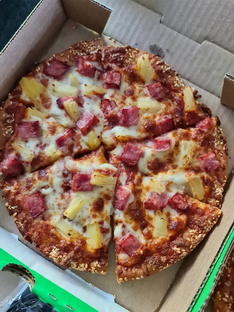 Hawaiian Pizza