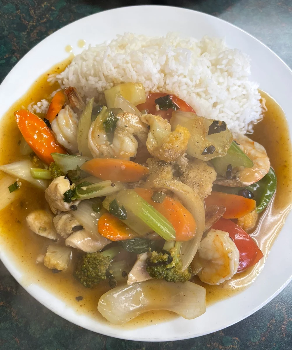 Stir Fried Shrimp and Chicken