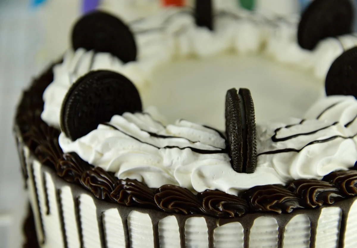 Oreo Cookie Cake 6 Round 3 Height