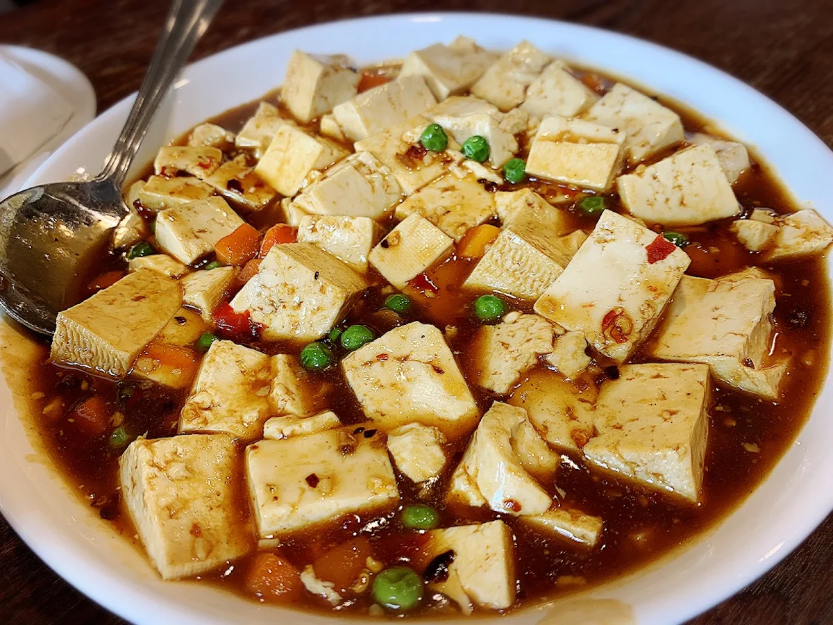 Deep Fried Tofu with Green Onion & Ginger Sauce Hotpot