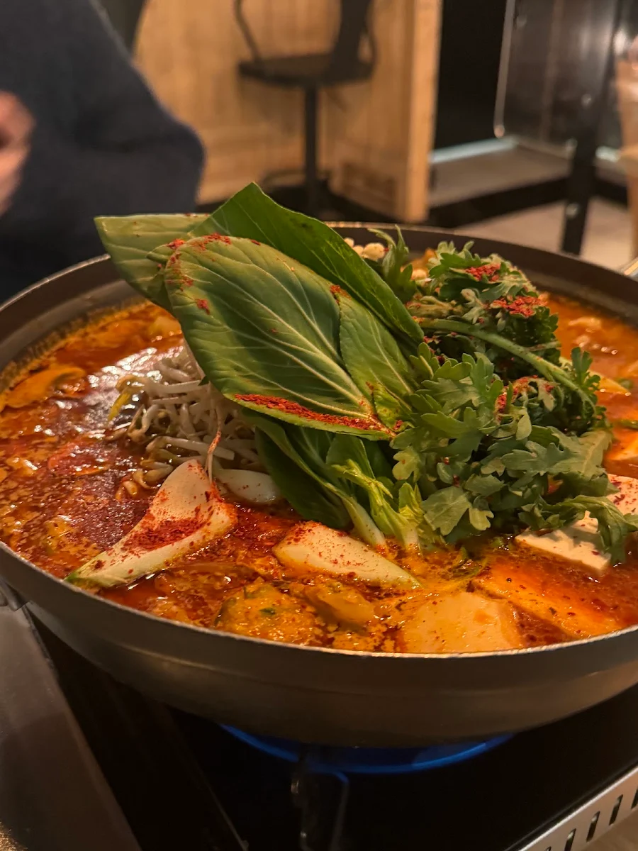 Spicy Porkbone Soup 뼈짬뽕 for 2