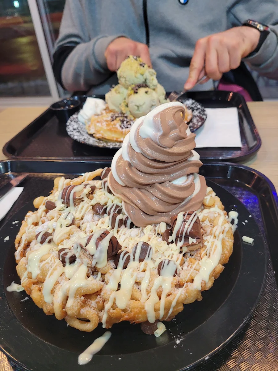 Highlights, D Spot Desserts Pickering