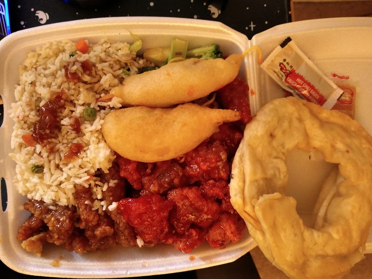 Sweet and Sour Pork Rice Ginger Beef Thin Noodle & 2 Fried Shrimp