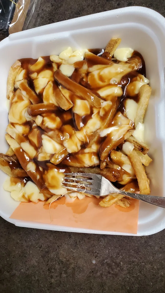 Classic Poutine