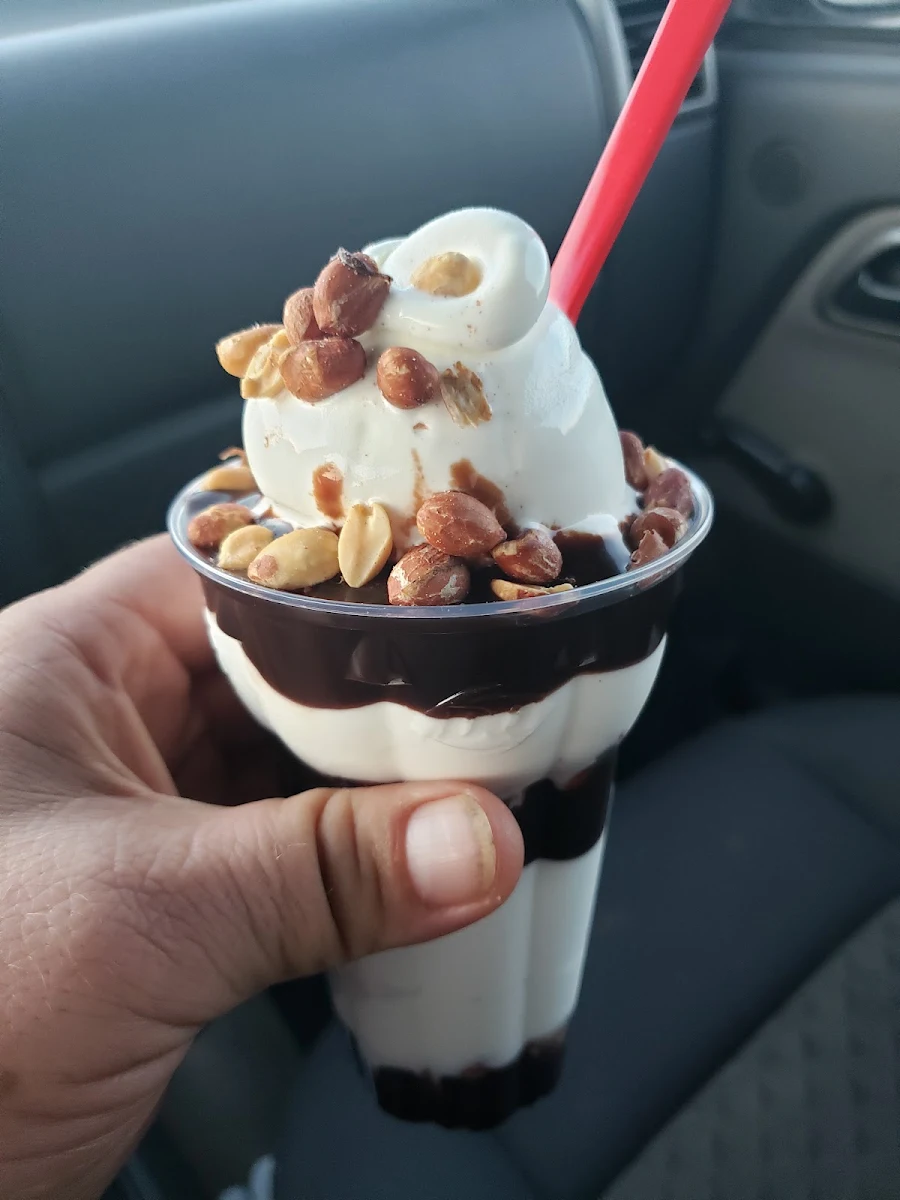 Peanut Buster Parfait