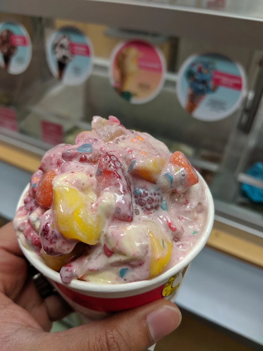 Mango & Pina Colada Ice Cream with Fresh Strawberries & Mango Nerds Gummy Bears Other Gummy Snacks