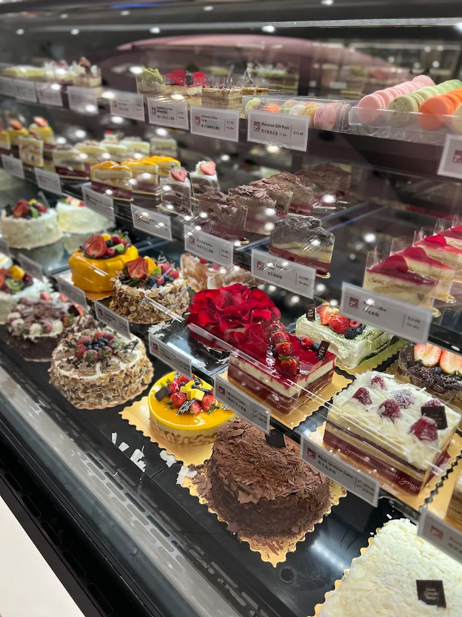Assorted Fresh Fruit Cakes
