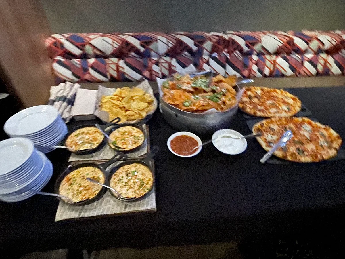Highlights, Shark Club Sports Bar & Grill